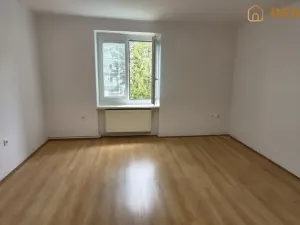 Prodej bytu 2+1, Olomouc, Jungmannova, 55 m2
