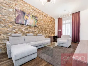 Prodej bytu 3+kk, Praha - Staré Město, Křižovnická, 71 m2