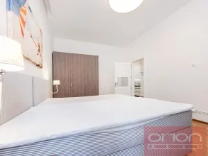 Prodej bytu 2+1, Praha - Staré Město, Křižovnická, 71 m2