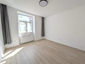 Pronájem bytu 3+kk, Cheb, Na Hradčanech, 69 m2