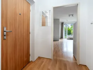 Pronájem bytu 1+kk, Praha, Herlíkovická, 31 m2