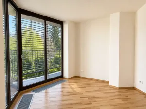 Prodej bytu 2+kk, Praha - Žižkov, Ke kapslovně, 78 m2