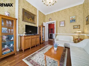 Prodej bytu 2+1, Karlovy Vary, Libušina, 66 m2