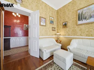 Prodej bytu 2+1, Karlovy Vary, Libušina, 66 m2