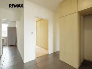 Prodej bytu 3+1, Praha - Letňany, Místecká, 68 m2