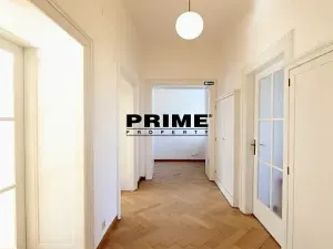 Pronájem kanceláře, Praha - Střešovice, Slunná, 270 m2