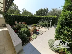Prodej vícegeneračního domu, Jasenice, Chorvatsko, 185 m2