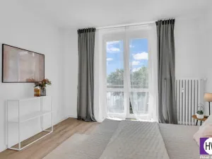 Prodej bytu 3+kk, Praha, Černokostelecká, 61 m2