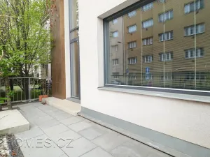Pronájem bytu 2+kk, Praha - Libeň, U libeňského pivovaru, 57 m2