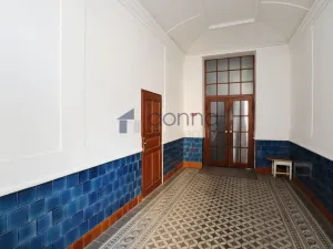 Pronájem bytu 2+kk, Praha, Varšavská, 57 m2