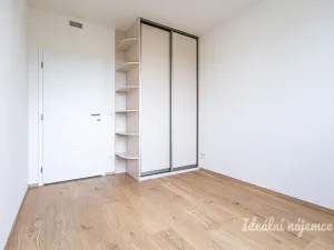 Pronájem bytu 2+kk, Praha - Strašnice, Strančická, 49 m2