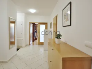 Prodej bytu 3+kk, Praha, Tibetská, 98 m2