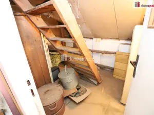 Prodej rodinného domu, Chlum Svaté Maří, Zahradní, 160 m2