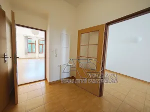 Pronájem bytu 2+1, České Budějovice, 72 m2