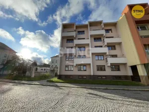 Pronájem bytu 3+1, Pardubice, Na Třísle, 90 m2