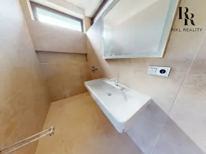 Prodej rodinného domu, Křelov-Břuchotín, 236 m2