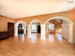 Pronájem atypického bytu, Chomutov, Zborovská, 256 m2