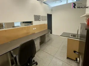 Pronájem obchodního prostoru, Zlín, Kvítková, 37 m2
