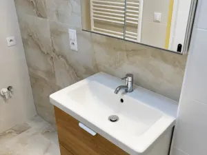 Pronájem bytu 1+1, Benešov nad Ploučnicí, Děčínská, 51 m2
