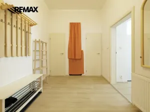 Prodej bytu 3+1, Praha - Bubeneč, Terronská, 91 m2