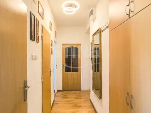 Prodej bytu 2+1, Karviná, tř. Těreškovové, 56 m2
