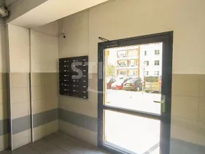 Prodej bytu 2+1, Karviná, tř. Těreškovové, 56 m2