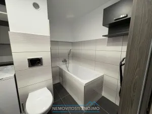 Pronájem bytu 1+1, Znojmo, Gagarinova, 33 m2
