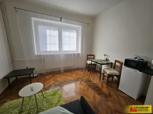 Pronájem atypického bytu, Brno - Židenice, 52 m2