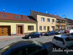 Pronájem bytu 2+kk, Brno - Královo Pole, Poděbradova, 45 m2