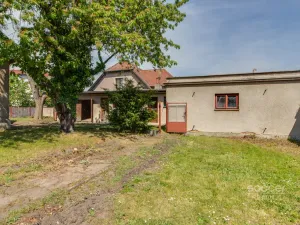 Pronájem zahrady, Praha - Horní Počernice, Náchodská, 450 m2