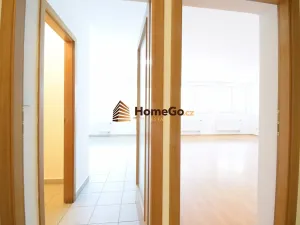 Pronájem bytu 1+kk, Praha - Troja, K Haltýři, 55 m2