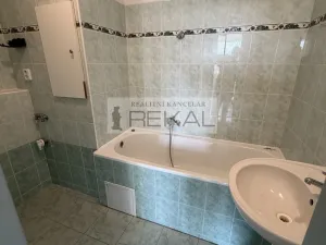 Pronájem bytu 3+1, Praha - Krč, Vikova, 68 m2