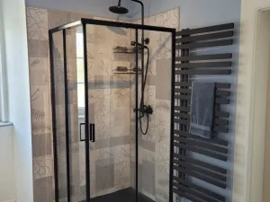 Prodej apartmánu, Vroutek, Kryrská, 270 m2