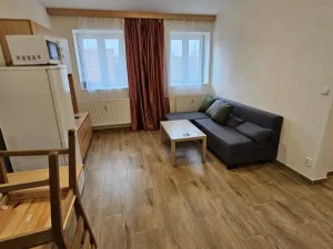 Pronájem bytu 2+kk, Brno, Charbulova, 33 m2
