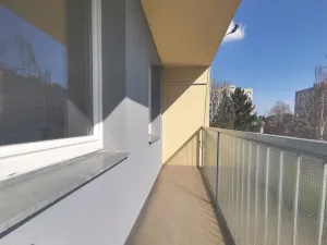 Prodej bytu 2+kk, Praha, Poznaňská, 48 m2