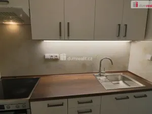 Pronájem bytu 1+kk, Kamenice, Sídliště II, 33 m2