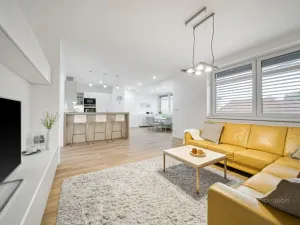 Prodej ubytování, Újezd u Brna, Nádražní, 234 m2