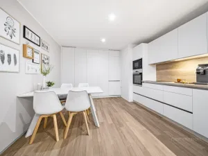 Prodej ubytování, Újezd u Brna, Nádražní, 234 m2