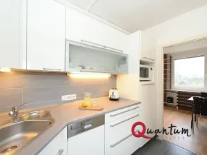Pronájem bytu 2+1, Praha - Prosek, Jablonecká, 55 m2