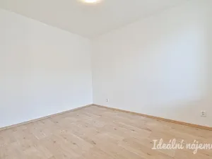 Pronájem bytu 1+kk, Brno - Královo Pole, Poděbradova, 45 m2