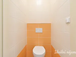Pronájem bytu 1+kk, Brno - Královo Pole, Poděbradova, 45 m2