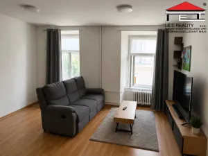 Pronájem bytu 1+kk, Opava, Sněmovní, 45 m2