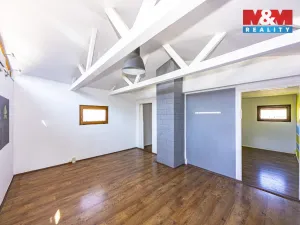Prodej rodinného domu, Lošany, 170 m2