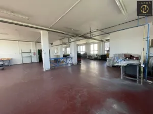 Pronájem výrobních prostor, Kladno, Dělnická, 291 m2