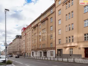Prodej bytu 2+1, Praha - Holešovice, Veletržní, 52 m2
