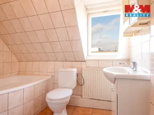 Prodej bytu 3+1, Cvikov - Cvikov II, Komenského, 48 m2
