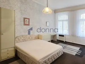 Pronájem bytu 2+1, Praha, Bořivojova, 59 m2