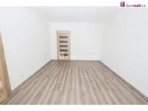Pronájem bytu 2+1, Praha - Modřany, Pejevové, 49 m2