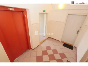 Pronájem bytu 2+1, Praha - Modřany, Pejevové, 49 m2