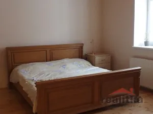 Pronájem bytu 2+kk, Opava - Předměstí, třída Spojenců, 50 m2